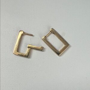 Mejuri Gold Square Link Hoop Earrings